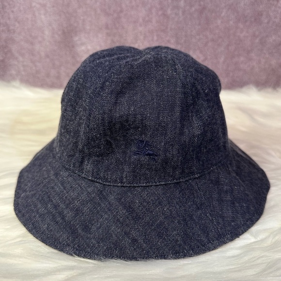 BURBERRY kids classic plaid reversible hat - Picture 4 of 7